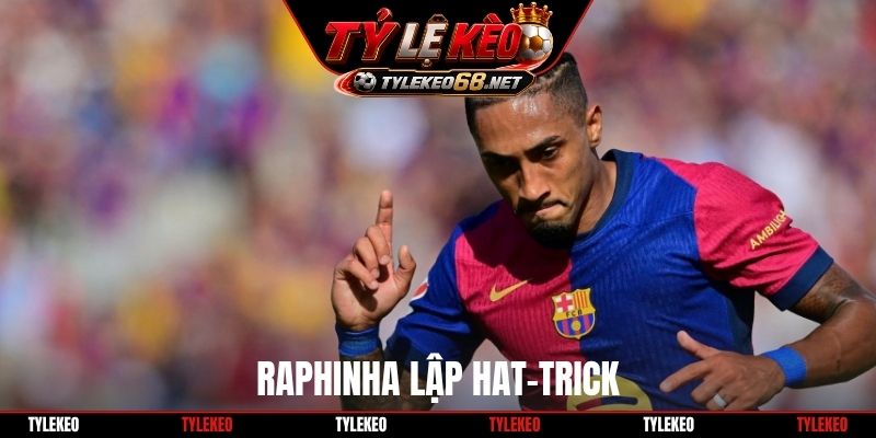 Raphinha lập hat-trick